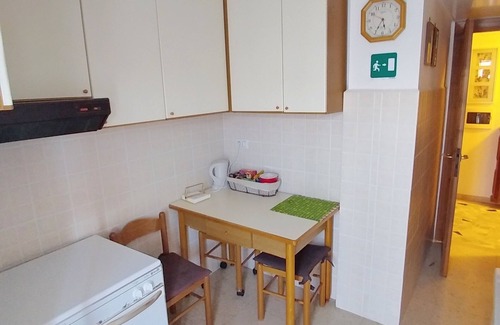 Garbatella Apartment | Casa Garbabella - Garbabella House: Cozy, bright, Central