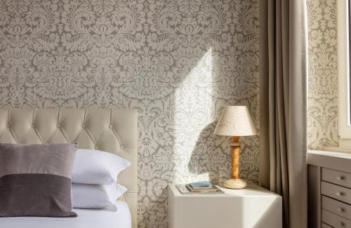 Vatican Apartment | Casa Giuliana 91 by Hili