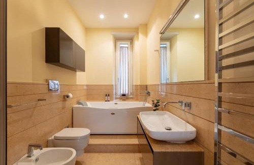 Vatican Apartment | Casa Giuliana 91 by Hili