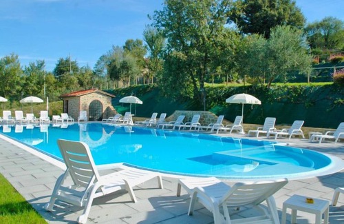 Popoltaio-Schiacciato Apartment | Casa Graziani by Interhome