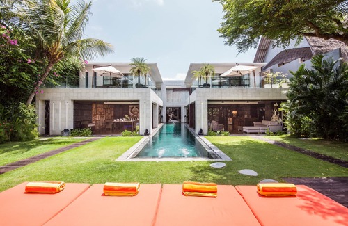 Seminyak House | CASA HANNAH 5 BR CENTER OF SEMINYAK