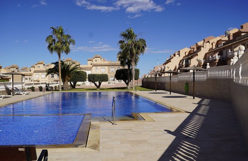 Los Arenales del Sol House | Casa Helen