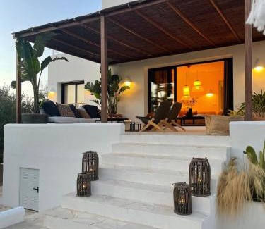 Cap de la Nau House | Casa Henrietta