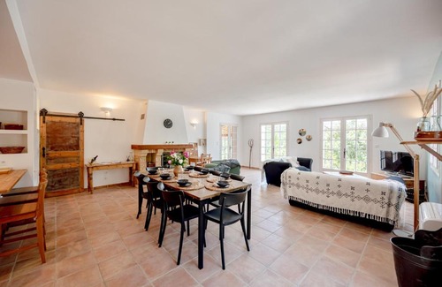 Entrecasteaux House | Casa Hestia - Avec piscine privée