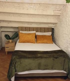 Suba House | Casa Hotel Pontevedra - cerca a la clínica Shaio,