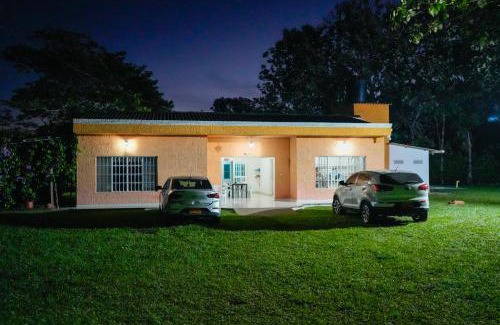 San Sebastian de Mariquita Villa | Casa Hotel Villa Sabrosura