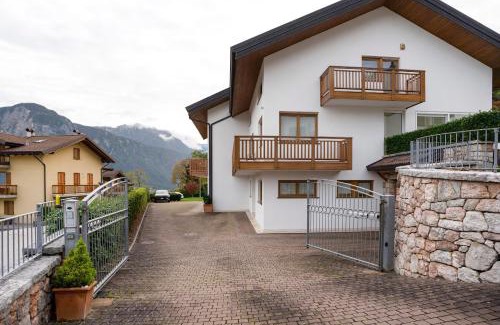 Roncegno Apartment | Casa Hueller Roncegno