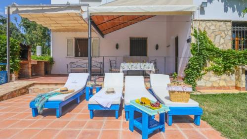 Montemayor Villa | Casa Huerta El Fontanarillo Montemayor by Ruralidays