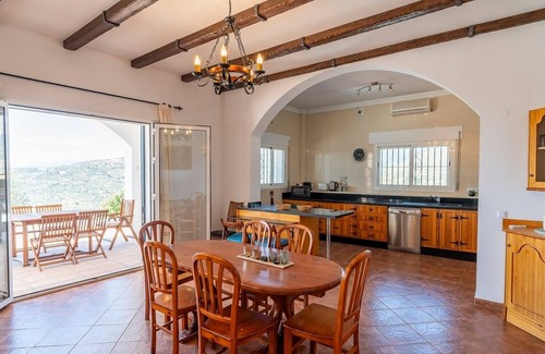 Los Cortijillos Villa | Casa Hyam Alcaucín by Ruralidays