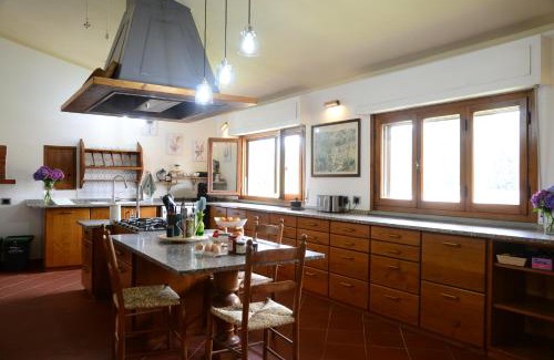 Bagni di Lucca House | Casa Hydrangea con piscina e giardino