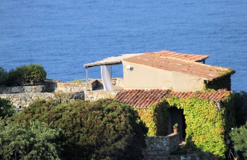 Ricadi House | Casa il Night, for 2 people, with amazing sea view and access to the beach
