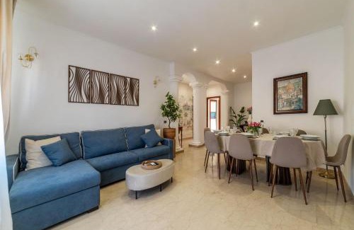 Quartiere XIII Aurelio Apartment | Casa Incanto - Luxury Vatican Apartment