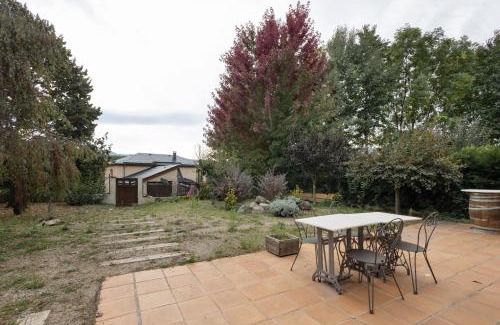 Angoustrine House | Casa Independiente En Angoustrine
