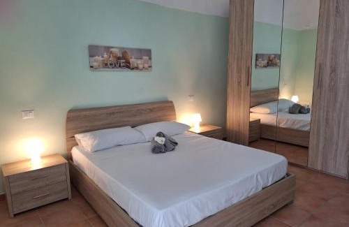 Cisano sul Neva Apartment | Casa Iris