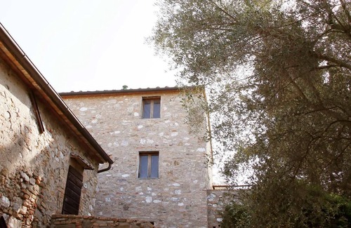 Gello House | Casa delle Aque' estate with shared pool
