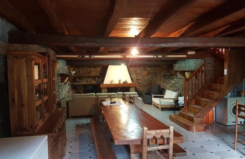 Unarre House | Casa Joanet
