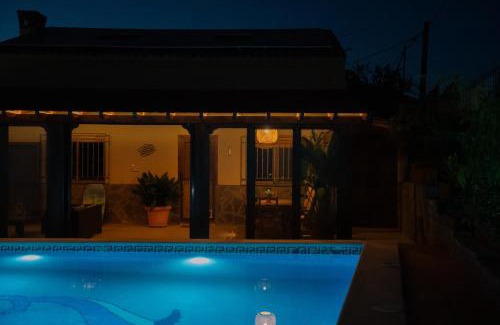 Salobrena Ski Chalet | Casa Julia Costa Tropical