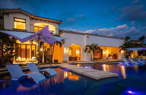 Palmilla Villa | Casa Katrina: Sophisticated Hilltop Retreat, Stunning Ocean Views, Infinity Pool, Palmilla Luxury