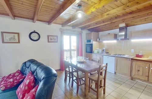 Saint-Veran Apartment | Casa-La Carotto Appartement pour 6 dans chalet