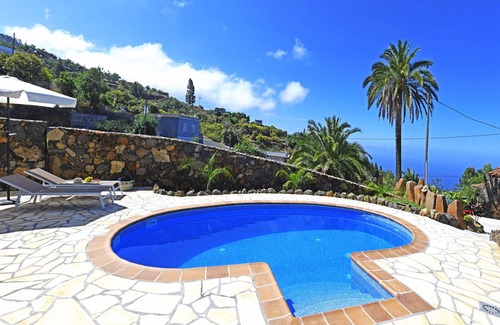 Tijarafe Ski Chalet | Casa La Castellana