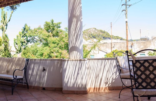 Capri House | Casa la Rosa - Capri center - Jacuzzi corner