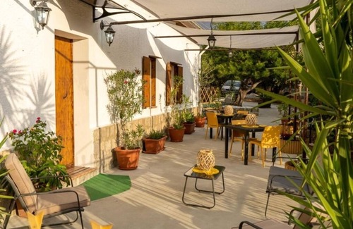 Caccamo Villa | Casa Lachesi: Double Room Jacuzzi, Sauna and seasonal pool