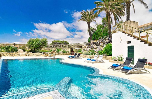 Arico Viejo House | Casa Lagar with shared swimming pool
