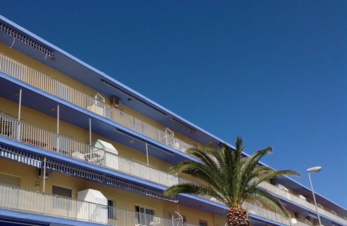 Denia Apartment | Casa Las Perlas, relax by the sea with a great view of the Montgo