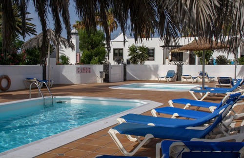 Los Pocillos House | Casa Las Rosas | Beautiful front line holiday home in a prime location