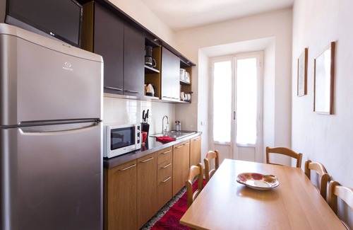 Follonica Apartment | Casa Laura Follonica 200 meteres from the sea/beach Wifi air/condition tv/sat