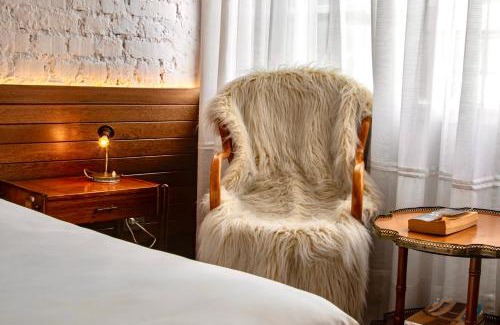 Financial District Bed & Breakfast | Casa Lelyte