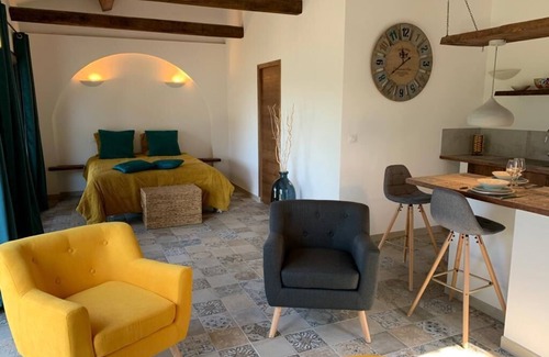 Viggianello Villa | Casa Lesia- Mini villa with sea view, 5 minutes from the Valinco beaches