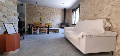 Alcocer de Planes House | Casa Lia
