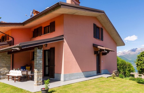 Colico House | Casa Lina by Interhome