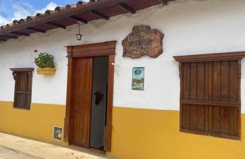 Zapatoca House | Casa Loma