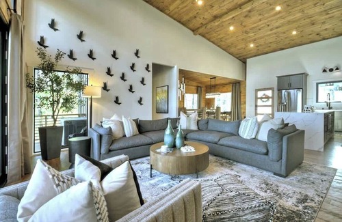 Mineral Bluff Cabin | Casa Lotta | Free Night Offer!