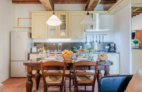 Capannori Apartment | Casa Lucchese, a farmhouse apartment with pool on the hills of Lucca