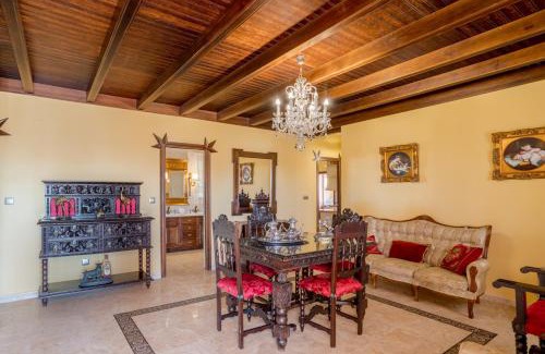 Fuentes de Andalucia House | Casa Ludima