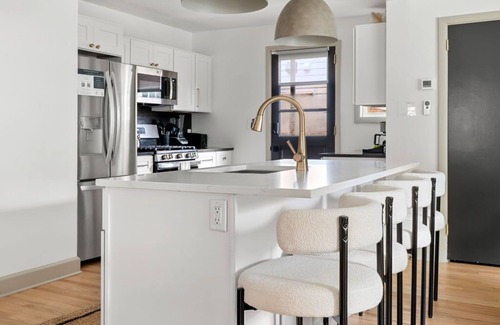 Charleston Apartment | Casa Luna | Downtown | Hampton Park