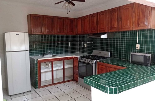 Barra de Navidad House | "Casa Luna". Spacious, quiet and minutes from the beach.