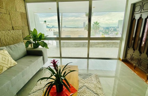 Monterrey House | Casa Luna Suites, in one of the most central locations in Monterrey.