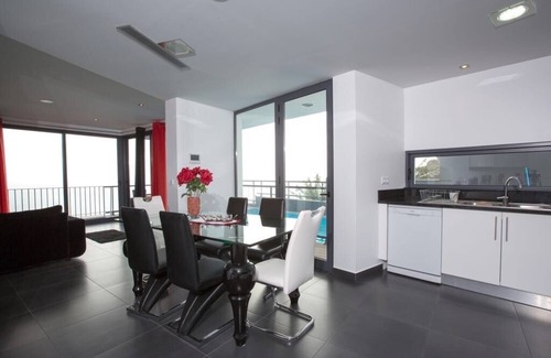 Calheta Villa | Casa Maciel com 3 Quartos, piscina e vista mar