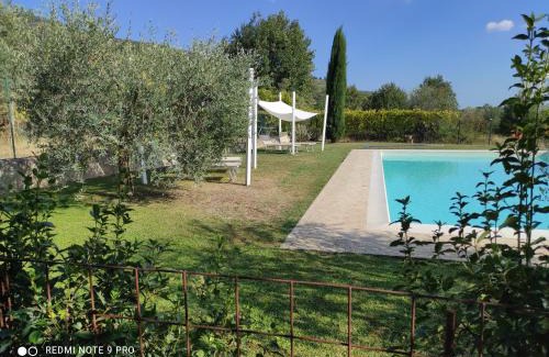 Loro Ciuffenna House | Casa Macinarino APPARTAMENTO 14 con piscina
