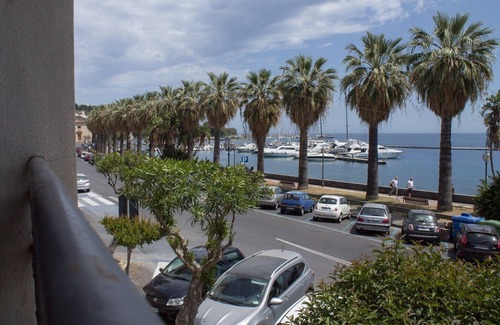 Milazzo House | Casa Marina in the historic center of Milazzo