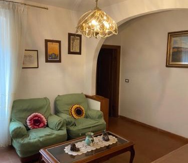 Fosdinovo Apartment | Casa Marina