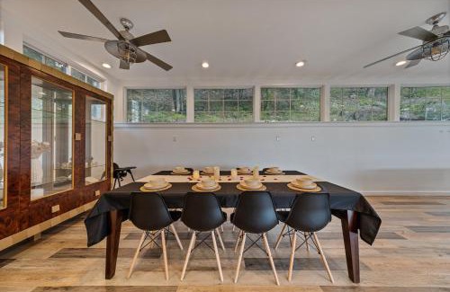 Suffern House | Casa Mattia 4BR Luxury Mountain Home