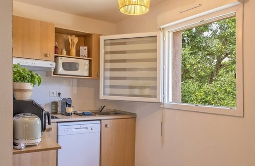 Santa-Maria-Poggio Apartment | Casa Melody