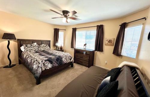 La Quinta House | Casa Milan - Saltwater Pool - Mtn Views - La Quinta Home