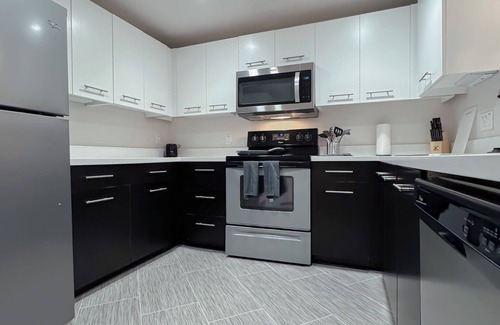 San Diego Apartment | Casa Mira View – Spacious 1BRs with resort-style perks in Scripps corridor.