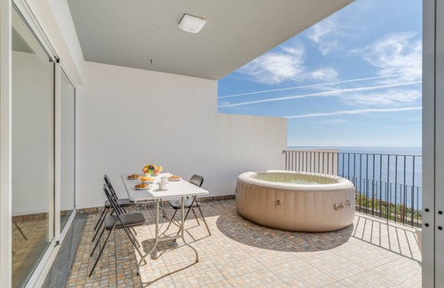 Santa Cruz House | Casa Morena by Atlantic Holiday